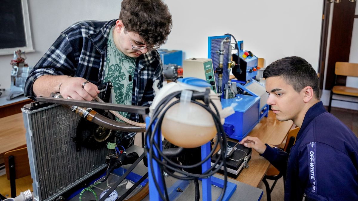 Facultatea de Inginerie din Hunedoara (FIH)